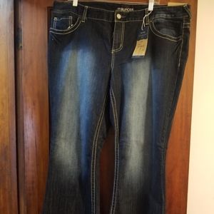 Plus size flare jeans